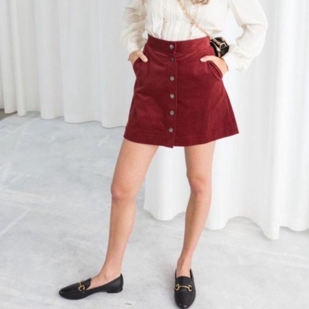 & Other Stories Elegant Burgundy Button-Up Corduroy Skirt